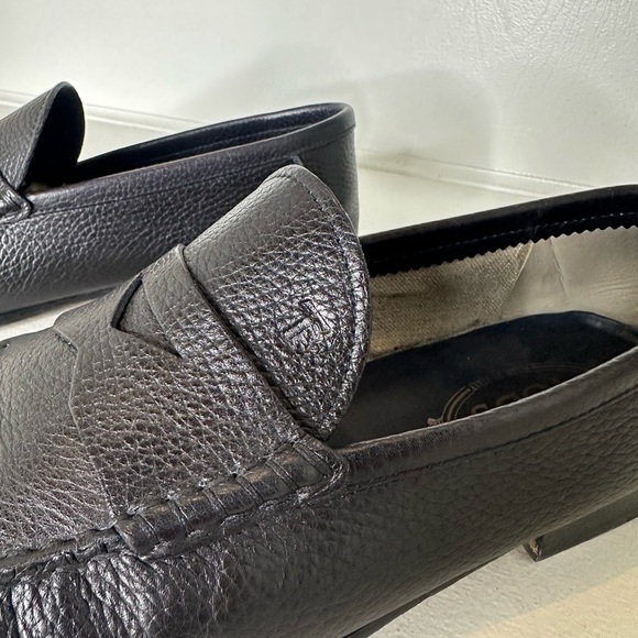 Tod’s Men’s Size 10 Black Pebbled Leather Loafers – Classic Italian Penny Slip-O - Picture 10 of 10